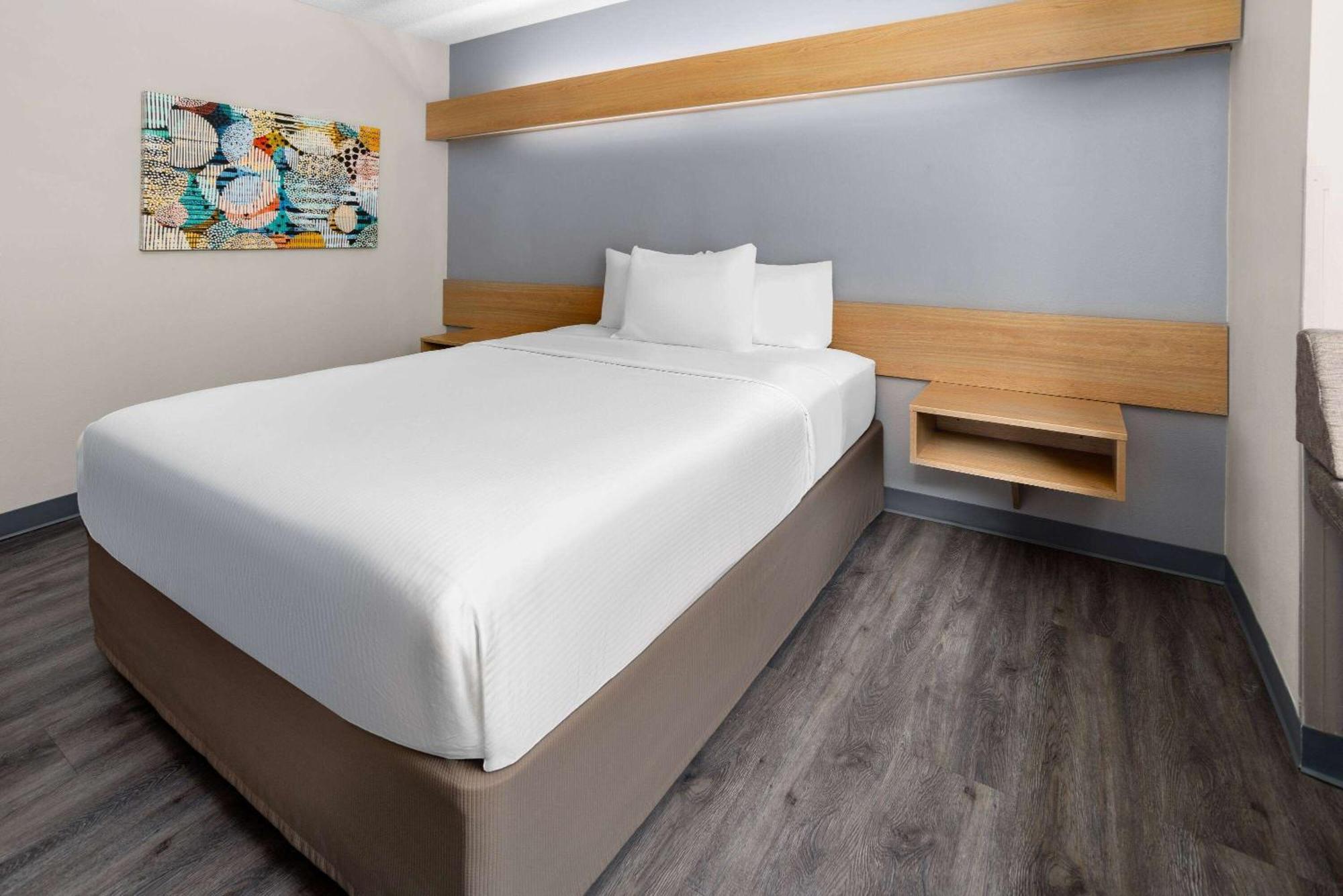 Microtel Inn By Wyndham Raleigh-Durham Airport Morrisville Eksteriør billede